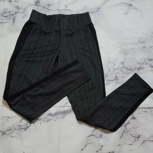 MeMoi Black Printed Leggings - Picture 1 of 5